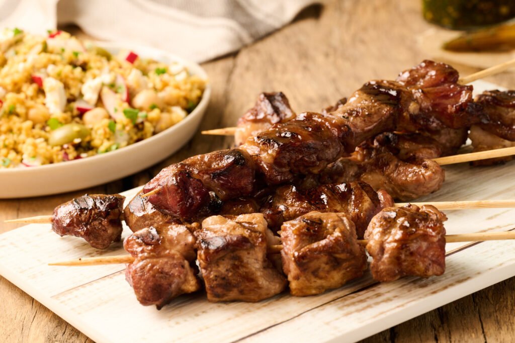 brochetas de cordero