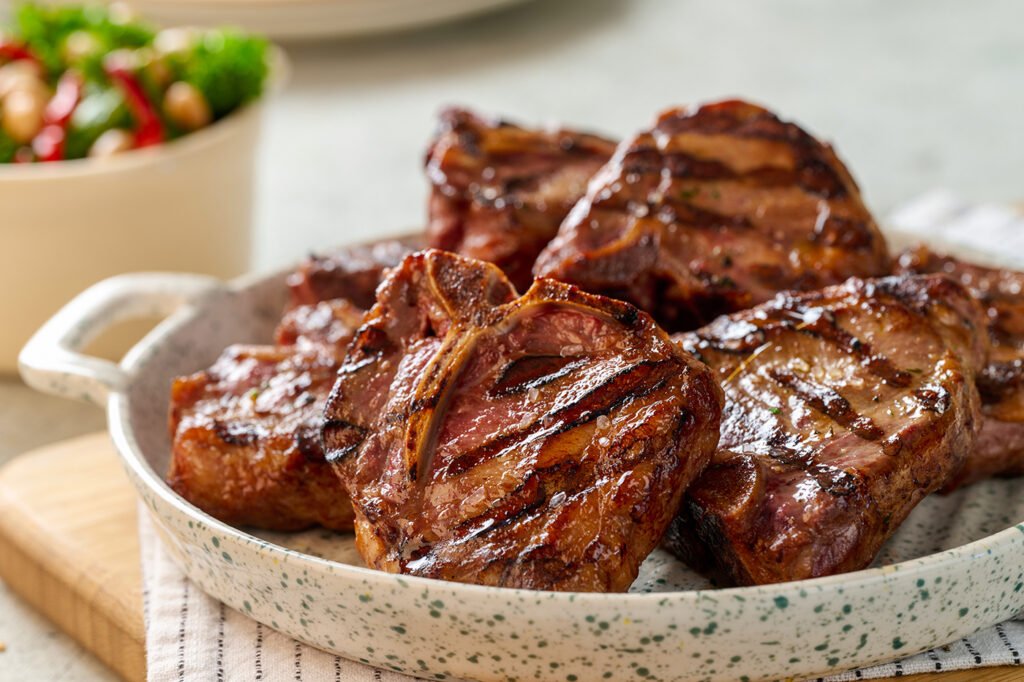 T bone a la parrilla con vegetales