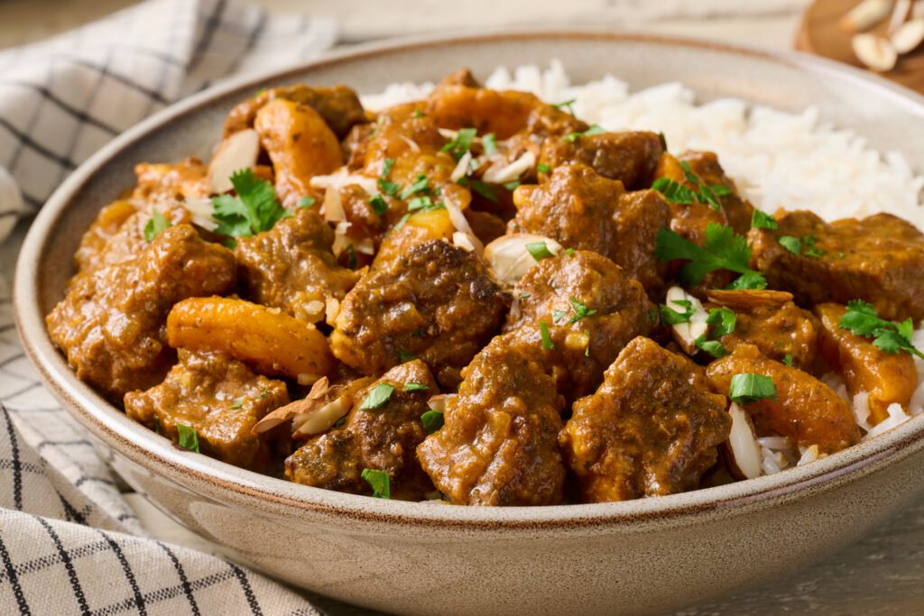 plato de tajine de cordero mediterraneo